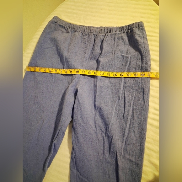 Blue Two-Piece Set with Embroidered Detail Of Cat And Claws - Picture 7 of 16